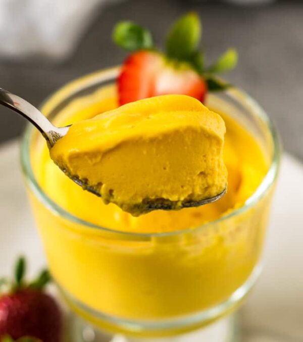 The BEST Mango Recipes - Mango mousse.