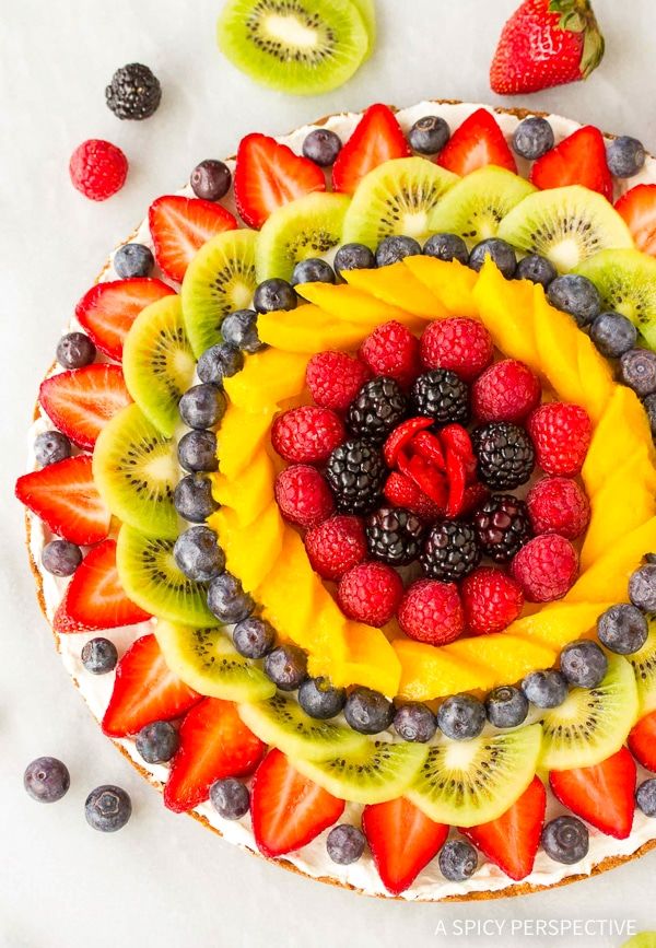 The BEST Mango Recipes - Vegan fruit pizza.