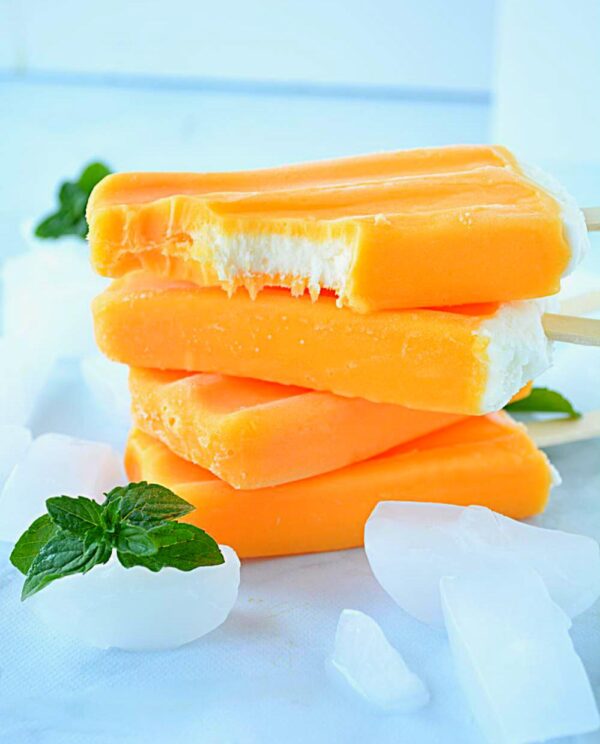 The BEST Mango Recipes - Mango popsicle.